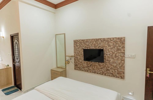 Adyar Hotel | Oscar club Farmhouse and Resorts