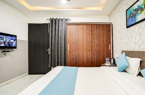 Rohini Hotel | Hotel Shagun & Banquets I Rohini