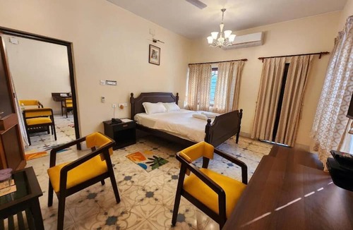 Bolpur Hotel | Lukochurri