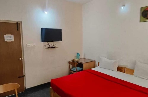 Vijayanagar Hotel | Stayz Royale Mysuru - Near Mysuru Palace