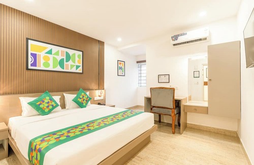 Mangalore Hotel | Treebo Skyline