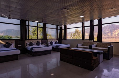 Dhikuli Hotel | Flying Sparrow Riverside Resort