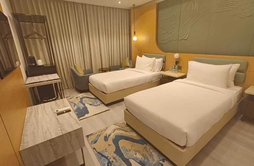 Ujjain Hotel | VARAY GRANDE
