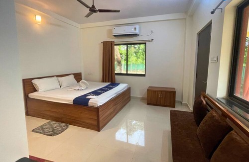 Lataguri Hotel | Say Resort Morning Glory
