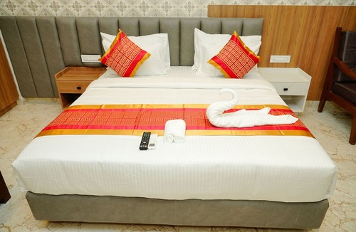 Hindupur Hotel | Aaryavarth Suites 46