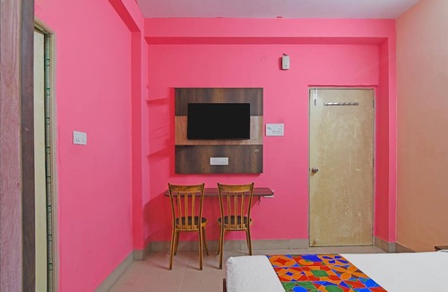 Kolkata Hotel | Fabhotel Binayak Inn