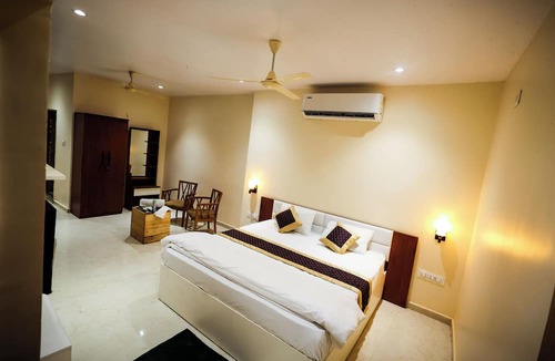 Chimur Hotel | A1 Tiger Resort