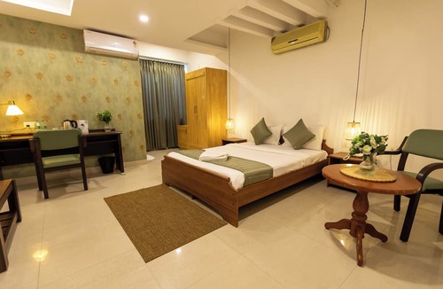 Domlur Hotel | Apollo Greens