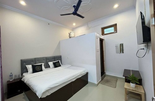 Ayodhya Cabin | HOTEL JS INN