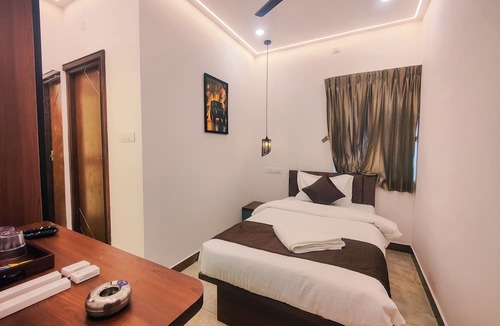 Hosur Hotel | Nova Grande'