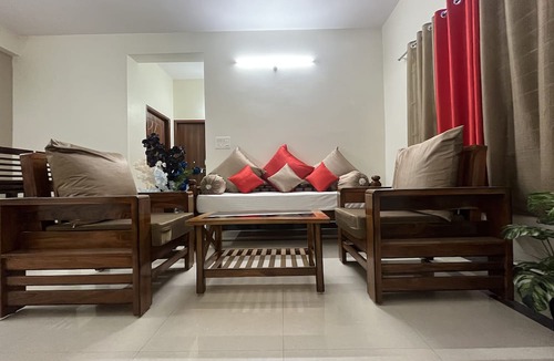 Gachibowli Apartment | 2BHK-Gachibowli 200 MBPS Wi‑Fi+ Upgraded Bathrooms