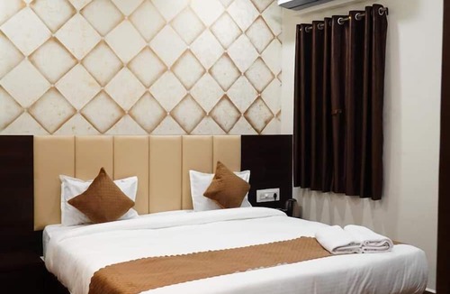 Dwarka Hotel | Hotel vraj palace