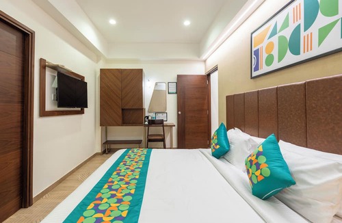 Thousand Lights Hotel | Treebo Flora Embassy