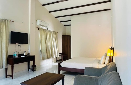 Belparao Resort | Big Mama Corbett