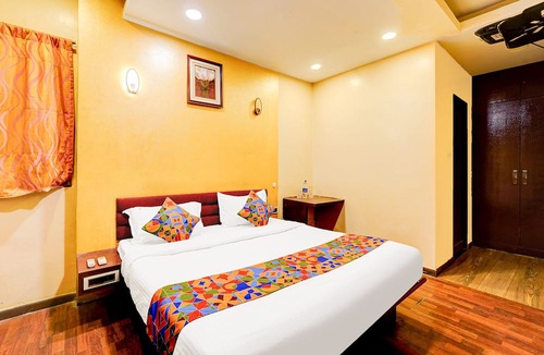 Royapettah Hotel | FabHotel New Olive Residency