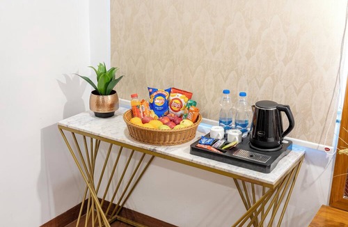 Banjara Hills Hotel | HOTEL SIGNATURE BANJARA HILLS HYDERABAD
