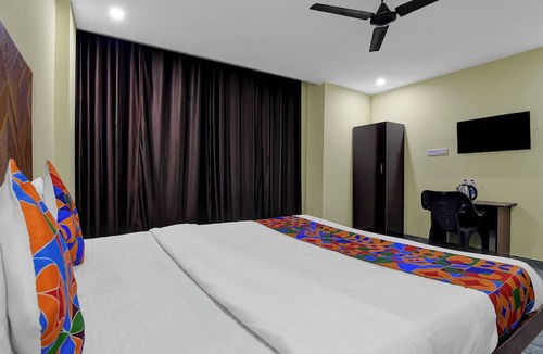 Rushikonda Hotel | FabHotel Star Light B - Nr. Rushikonda