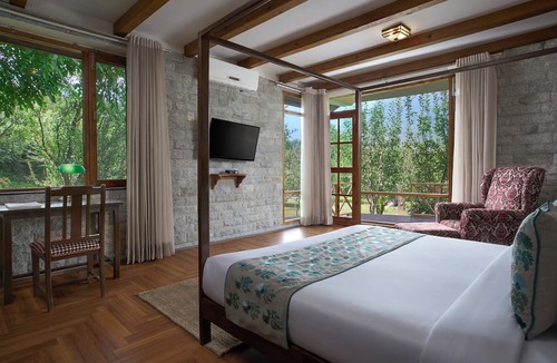 Manali Hotel | Larisa Resort, Manali