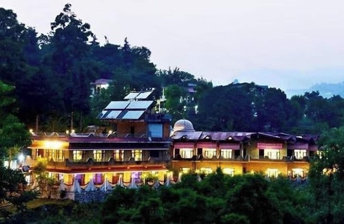 Naukuchiyatal Hotel | Hotel Vaapi Comfort inn