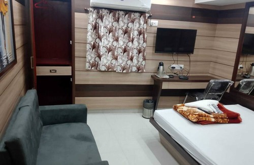 Bhowanipore Hotel | Hotel Goldenkey