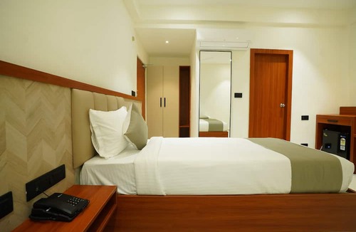 Hyderabad Hotel | LEONAR HOTEL