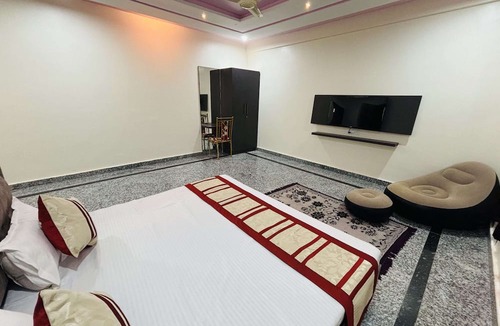 Sojat Hotel | Paras Resort