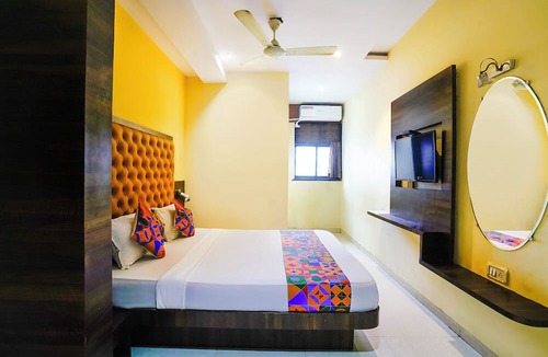 Prabhadevi Hotel | Fabhotel New Silver Elite