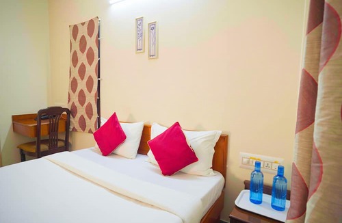 Domlur Hotel | Mystic Felicity Inn