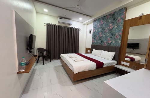 Ellora Hotel | Hotel Mayur Residency