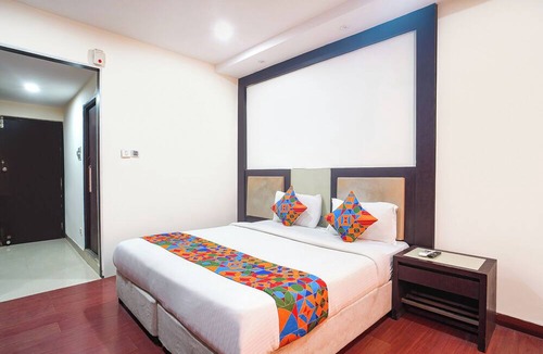 Miyapur Hotel | Fabhotel Namo Stay Inn