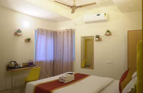Jayanagar Hotel | UR Stay Inn
