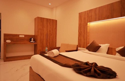 Kanyakumari Hotel | Hotel Sahaya Arasi