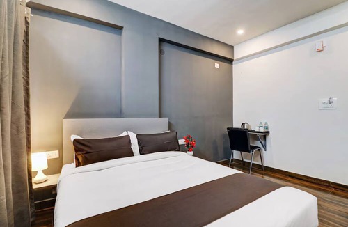 Electronics City Hotel | RG Suites EC II
