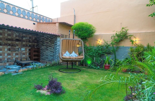 Amer Fort Road Hotel | Travellers Village