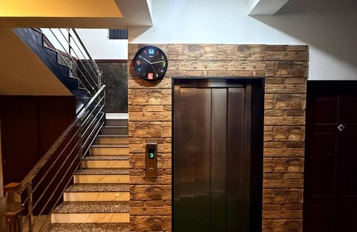 Shenoys Hotel | Indeo Residency