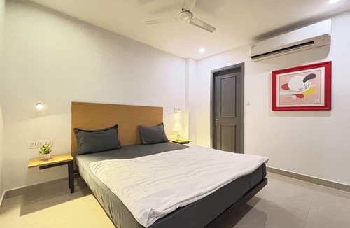 Gurugram Hotel | Housr Sector 49 Gurgaon Near Spaze IT