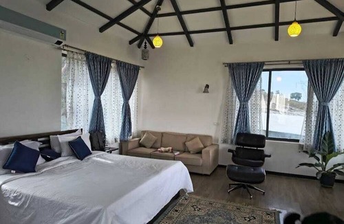 Nandi Hills Hotel | STONE HILLS