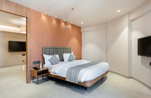 Mumbai Hotel | Nine Square Residency