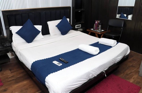 Paharganj Hotel | Hotel Red stone inn