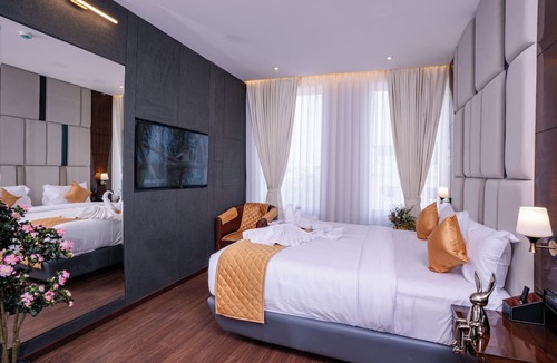 BTM Layout Hotel | Hotel Paramos Meeds