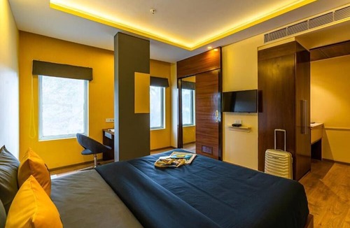 Bangalore City Center Hostel | The Hosteller Bangalore, Brigade Road