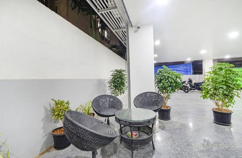 Serilingampally Hotel | SSR Ikon Suites