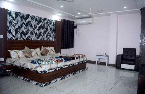 Chitrakoot Hotel | SHRADDHA SHIVAM RESIDENCY