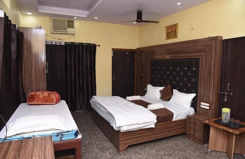 Mohangarh Hotel | Hotel Vills Guest House Lucknow