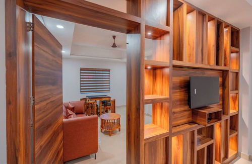 Mamangalam Hotel | Daan Residency