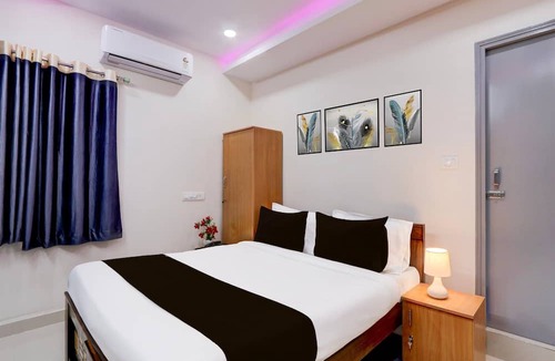 Nanakram Guda House | Classic Sri Balaji Grand
