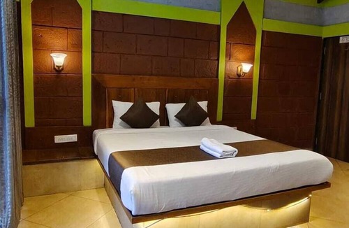 Bhilar Hotel | Royal Stone Resort