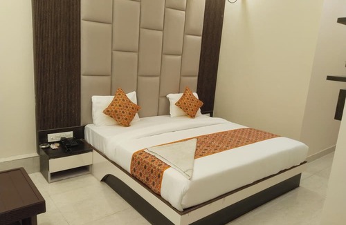 Sikar Hotel | HOTEL PINK CITY