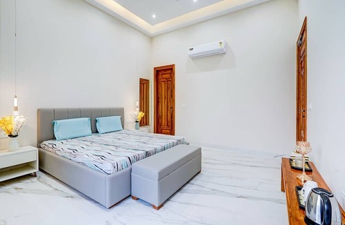 Bissar Akbarpur Hotel | VRS Farms