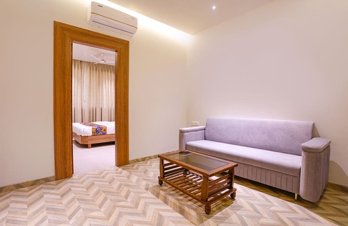 Vasai East Hotel | Fabhotel Regency